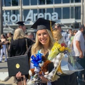 Meet your Posher, Sandra